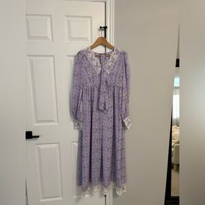 Floral maternity photoshoot dress size M